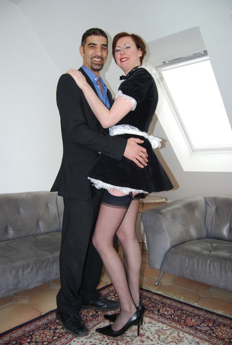 Tall woman receives open mouth facial after riding a cock in seamed nylons